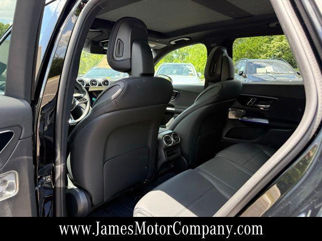 new 2026 Mercedes-Benz GLC 300 car, priced at $59,220
