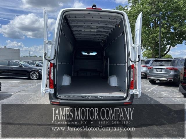 new 2025 Mercedes-Benz Sprinter 2500 car, priced at $71,121