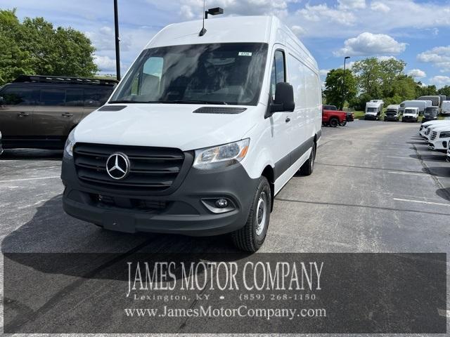 new 2025 Mercedes-Benz Sprinter 2500 car, priced at $71,121