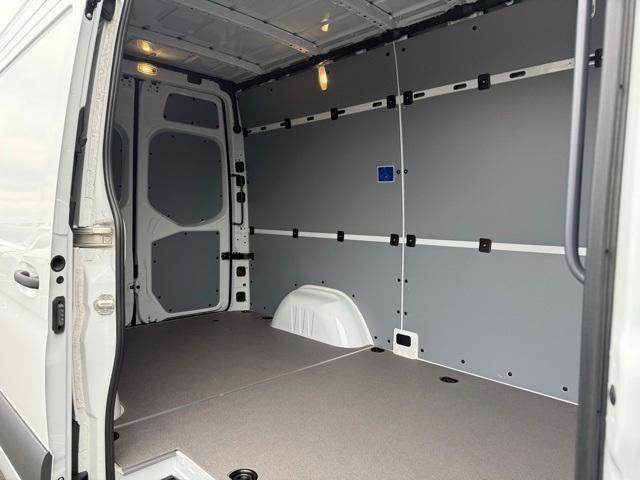 new 2025 Mercedes-Benz Sprinter 2500 car, priced at $60,183