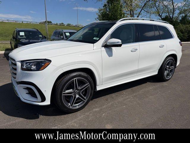 new 2026 Mercedes-Benz GLS 450 car, priced at $101,965