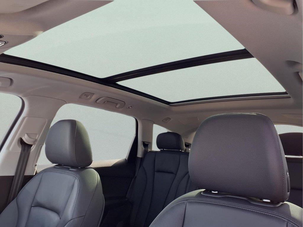 Audi Q7 view 17