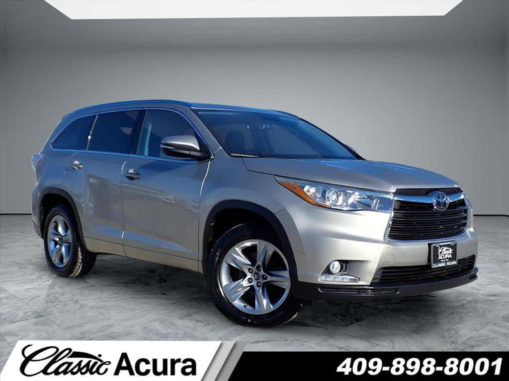 used 2016 Toyota Highlander car, priced at $20,692