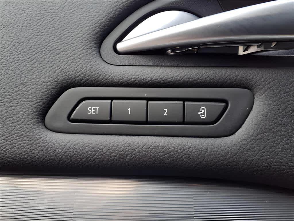 used 2024 Cadillac XT4 car, priced at $33,830