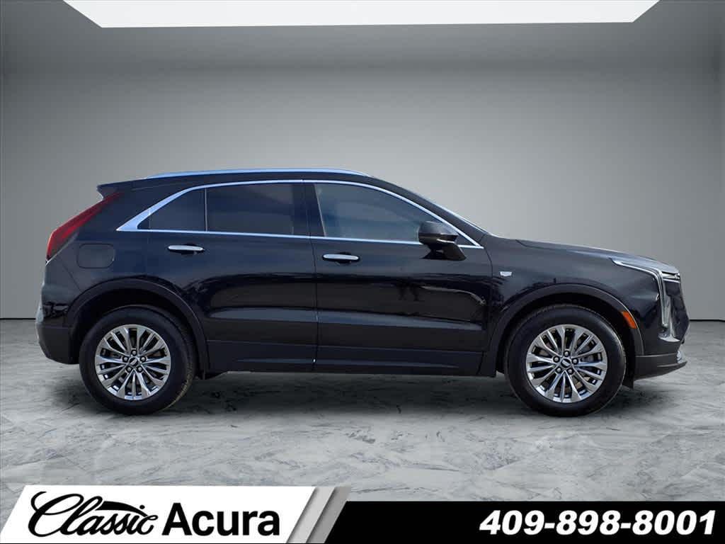 used 2024 Cadillac XT4 car, priced at $33,830