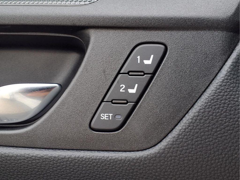 used 2025 Honda CR-V Hybrid car, priced at $37,146