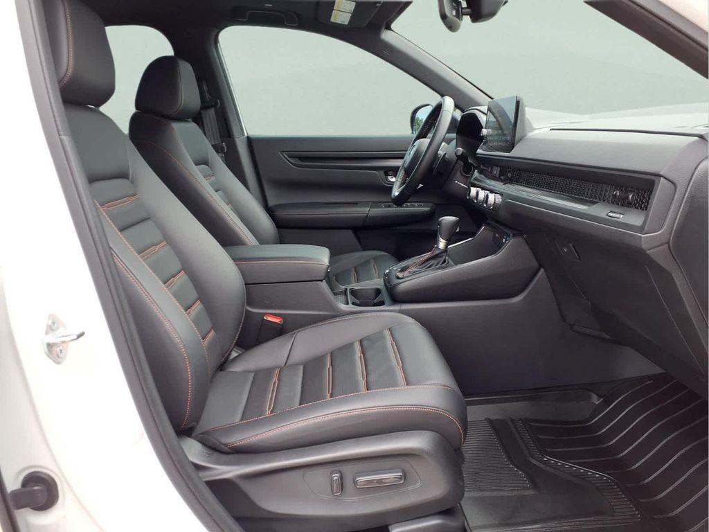 used 2025 Honda CR-V Hybrid car, priced at $37,146