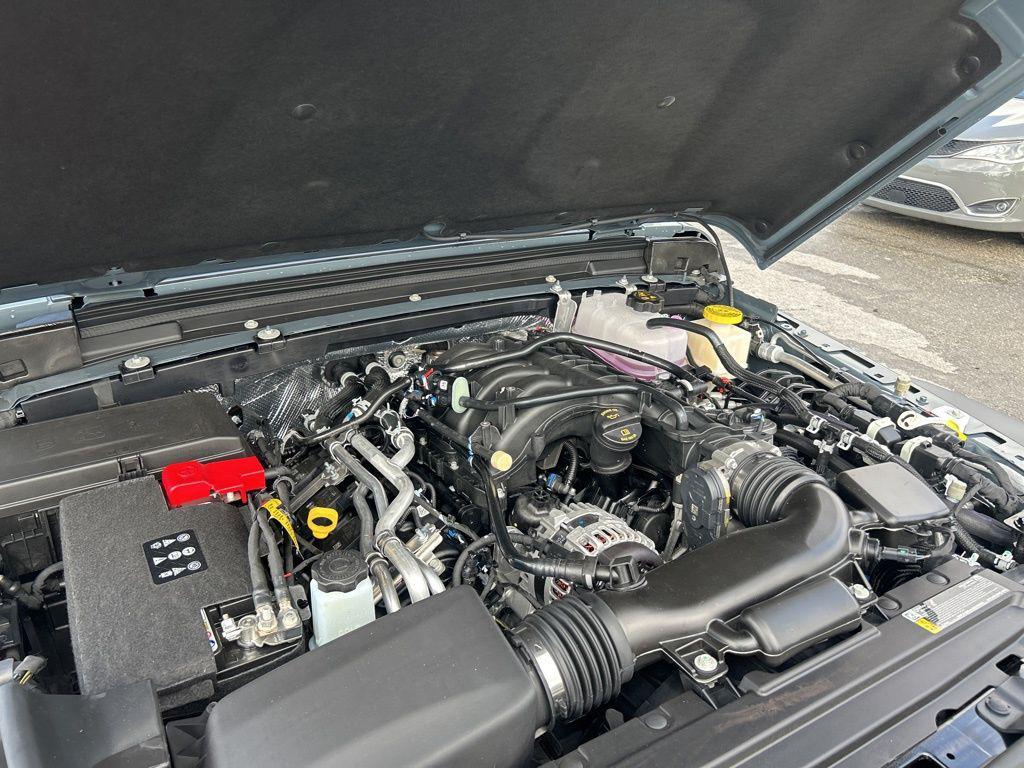 new 2026 Jeep Gladiator car, priced at $38,028