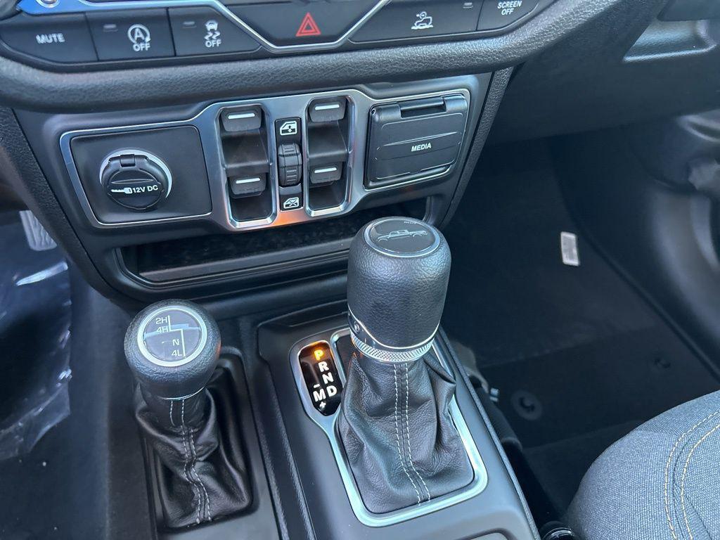 new 2026 Jeep Gladiator car, priced at $36,716