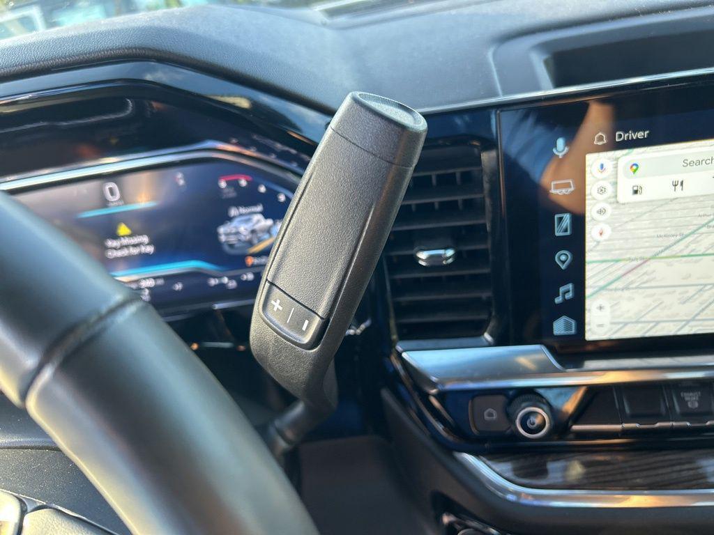 used 2025 Chevrolet Silverado 2500 car, priced at $59,995