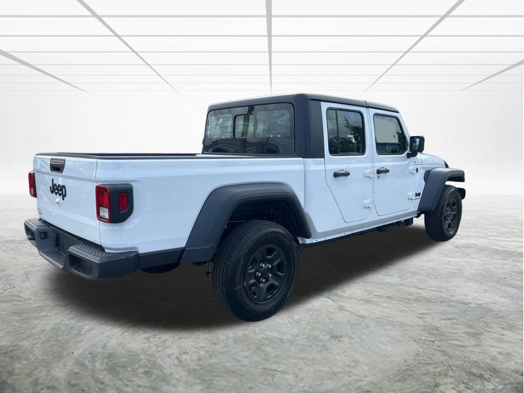 new 2026 Jeep Gladiator car, priced at $36,217