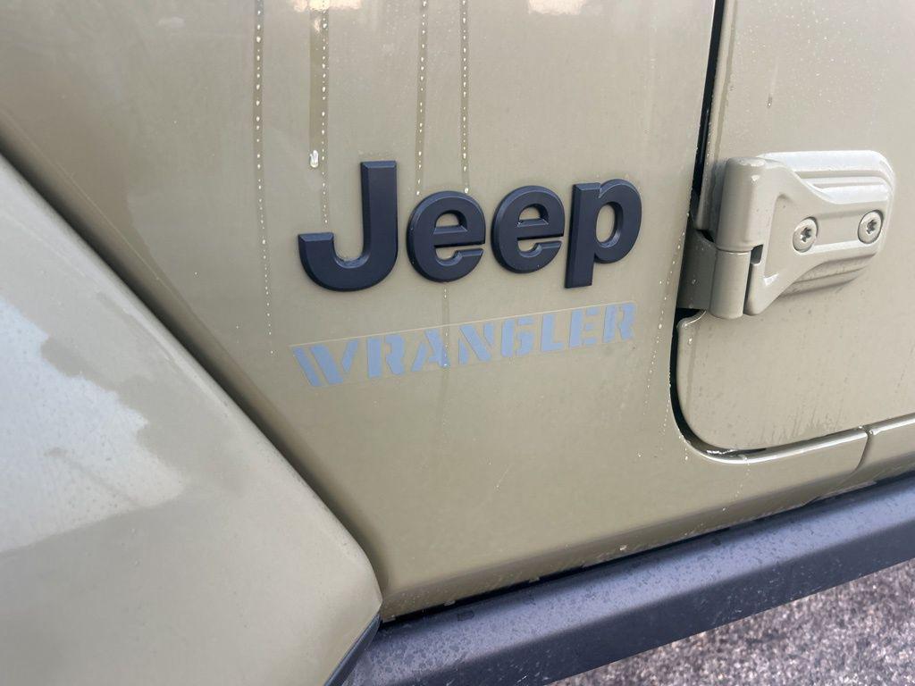 new 2026 Jeep Wrangler car, priced at $47,094