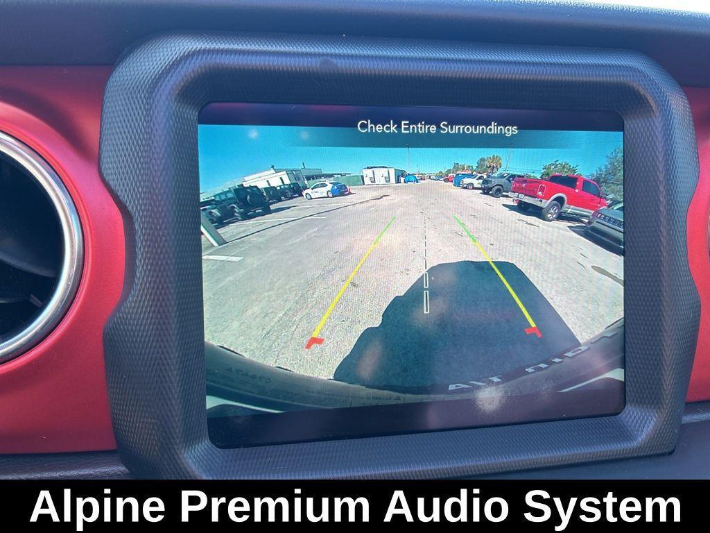 used 2021 Jeep Wrangler Unlimited car, priced at $33,983