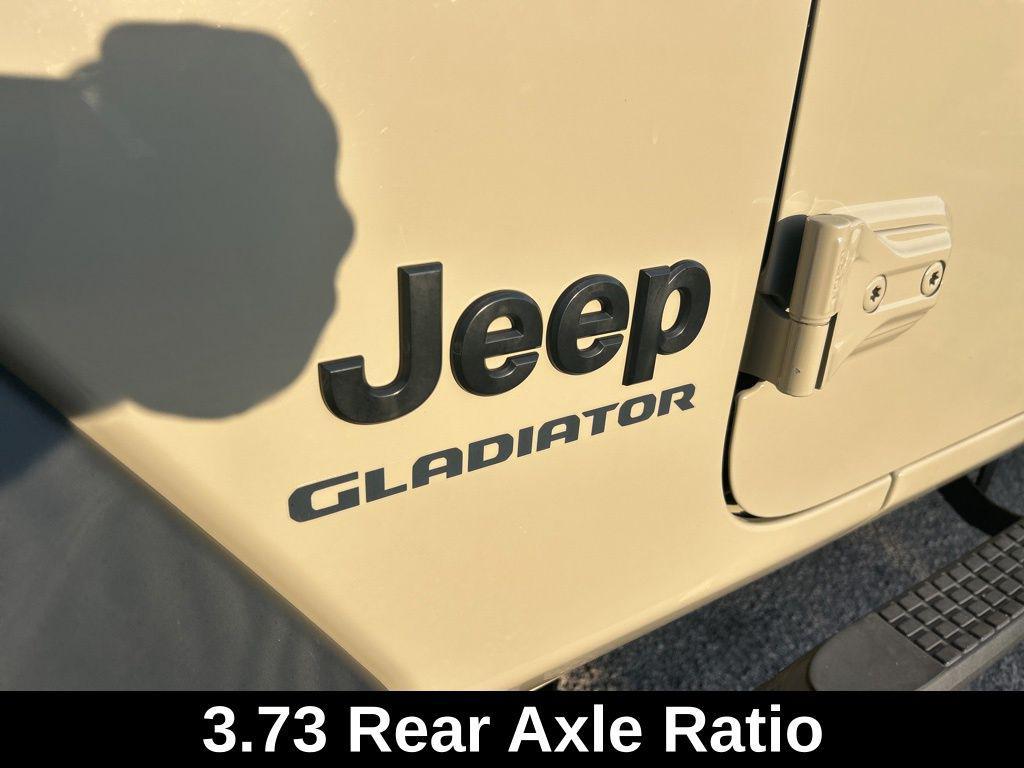 used 2020 Jeep Gladiator car, priced at $25,125