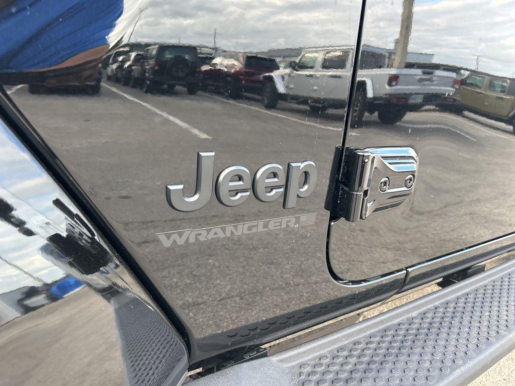 new 2026 Jeep Wrangler car, priced at $48,999
