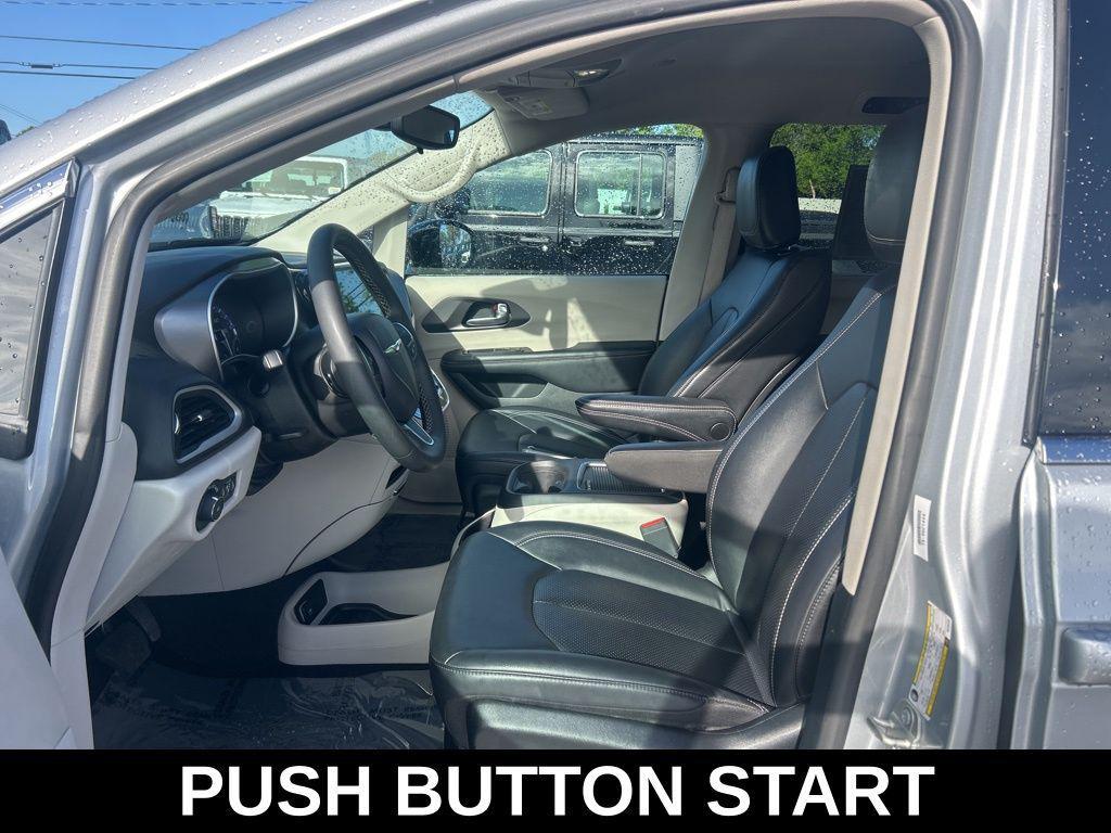 used 2024 Chrysler Pacifica car, priced at $22,739