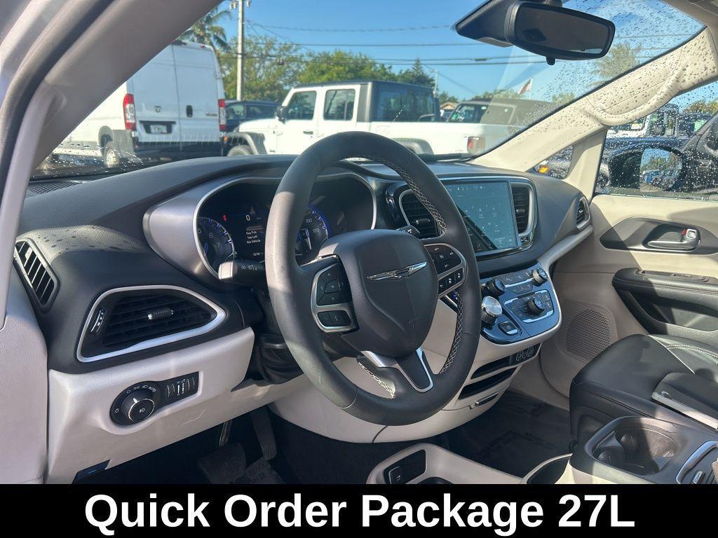 used 2024 Chrysler Pacifica car, priced at $22,739