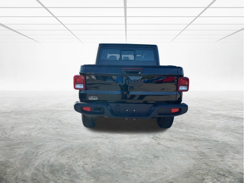 new 2026 Jeep Gladiator car, priced at $36,716