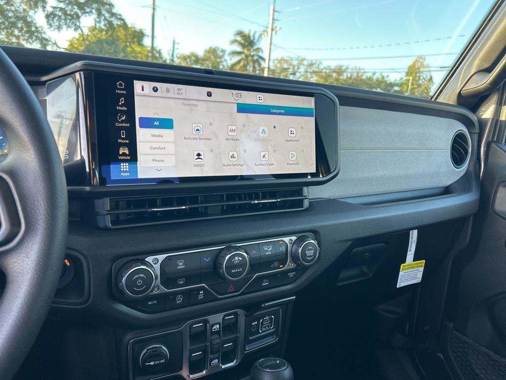 new 2026 Jeep Gladiator car, priced at $36,716