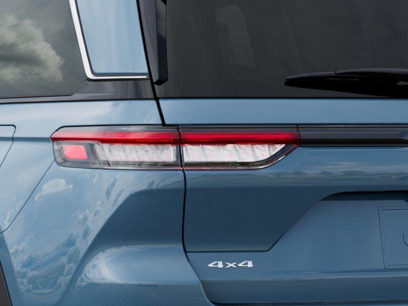 new 2026 Jeep Grand Cherokee car, priced at $43,712