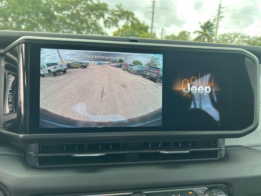 new 2026 Jeep Wrangler car, priced at $39,113