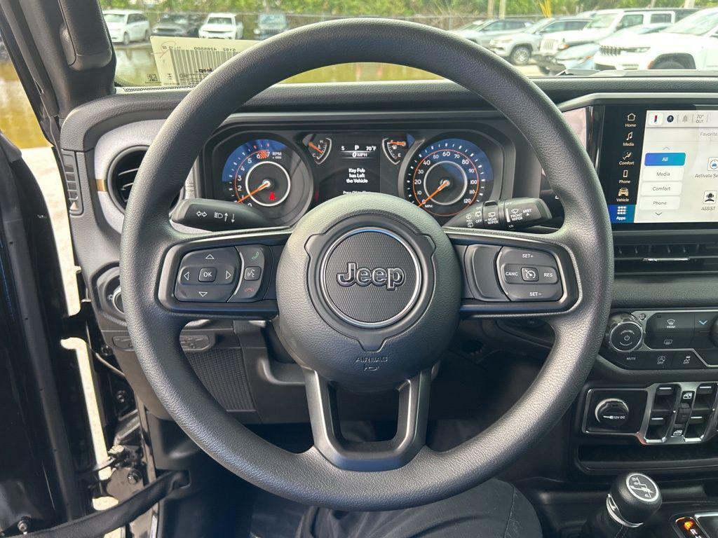 new 2026 Jeep Wrangler car, priced at $39,113