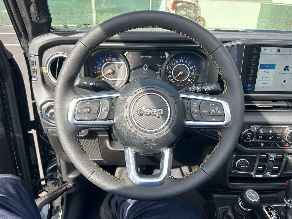 new 2025 Jeep Wrangler car, priced at $45,108