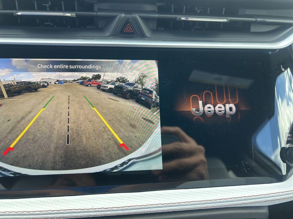 new 2026 Jeep Cherokee car, priced at $38,029