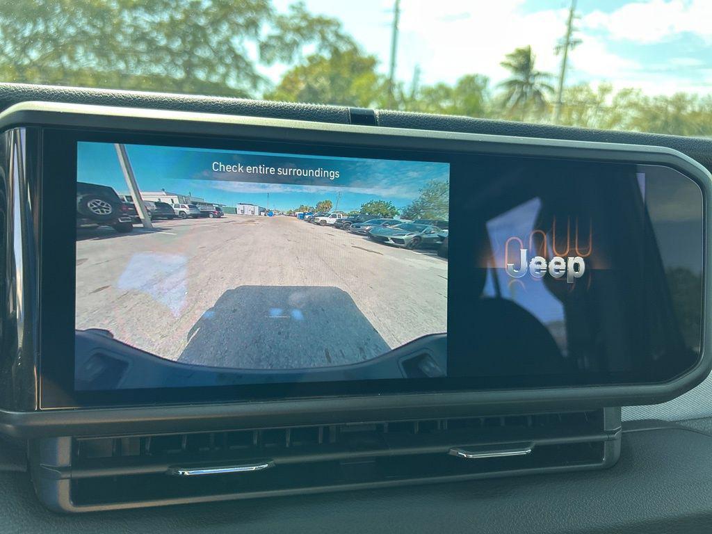 new 2026 Jeep Gladiator car, priced at $36,716