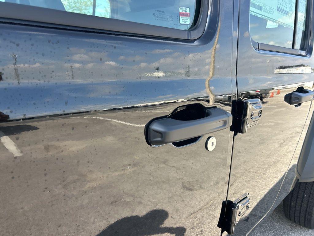 new 2026 Jeep Gladiator car, priced at $36,898