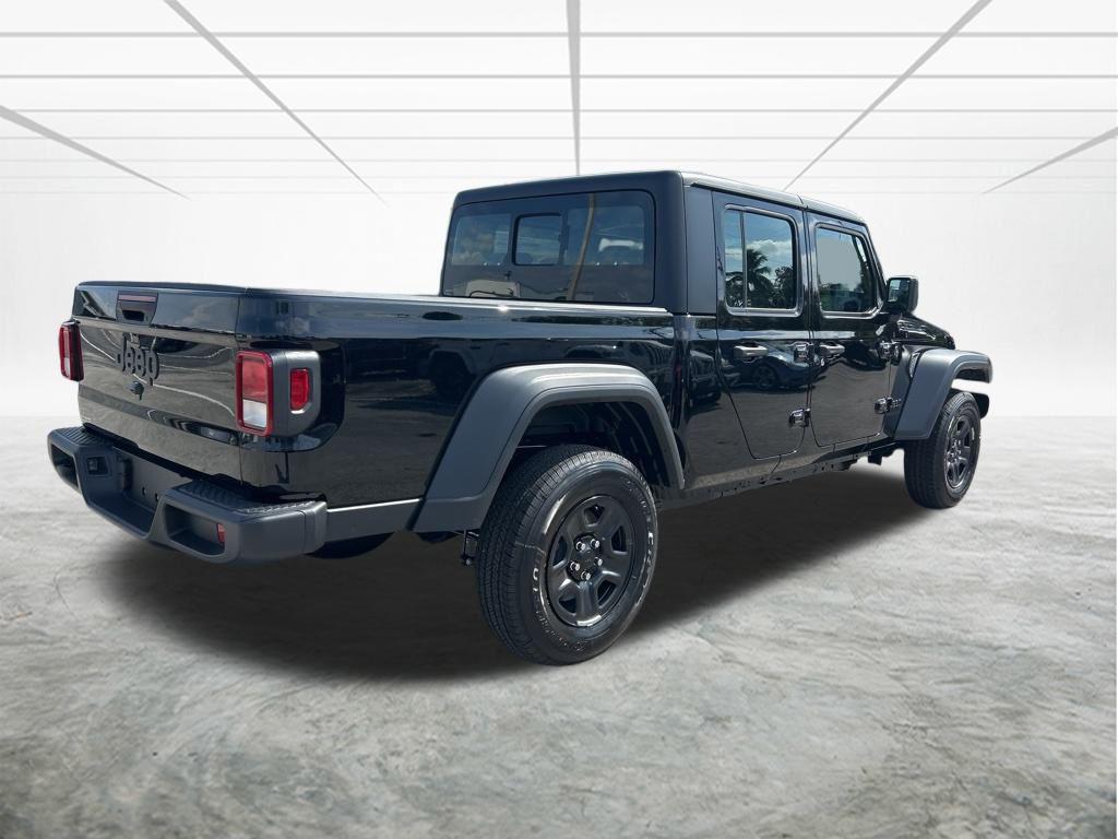 new 2026 Jeep Gladiator car, priced at $36,898