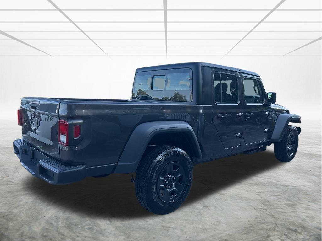 new 2026 Jeep Gladiator car, priced at $40,208