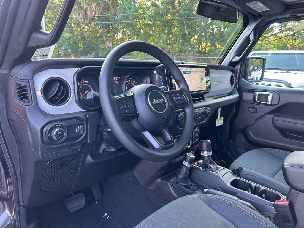 new 2026 Jeep Gladiator car, priced at $40,208