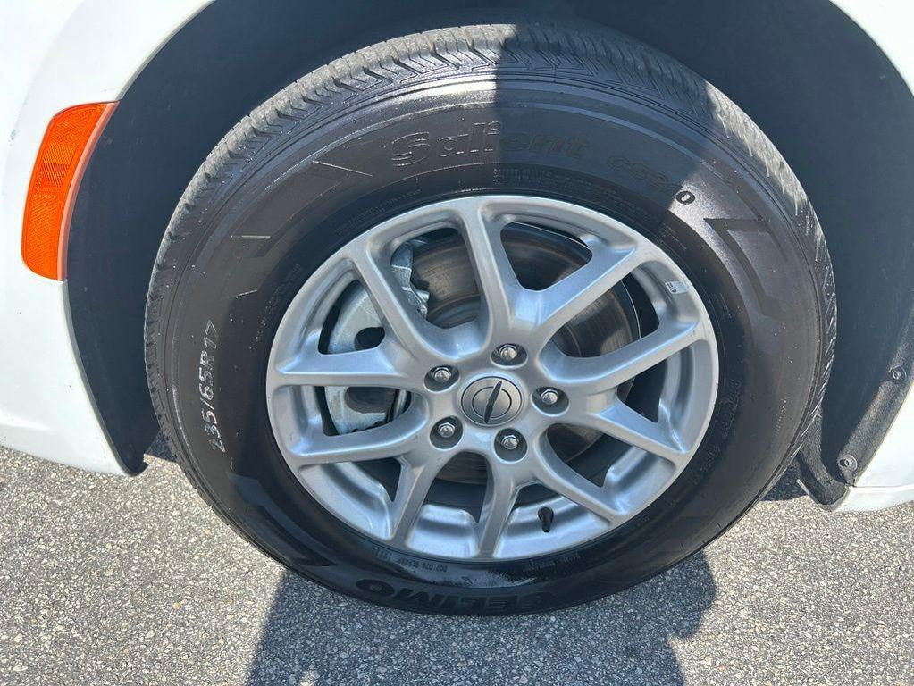 used 2024 Chrysler Pacifica car, priced at $22,712