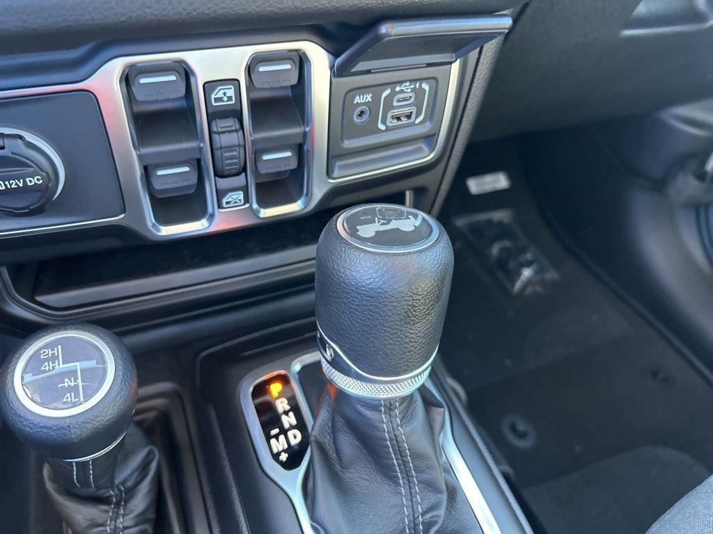 new 2026 Jeep Wrangler car, priced at $39,113