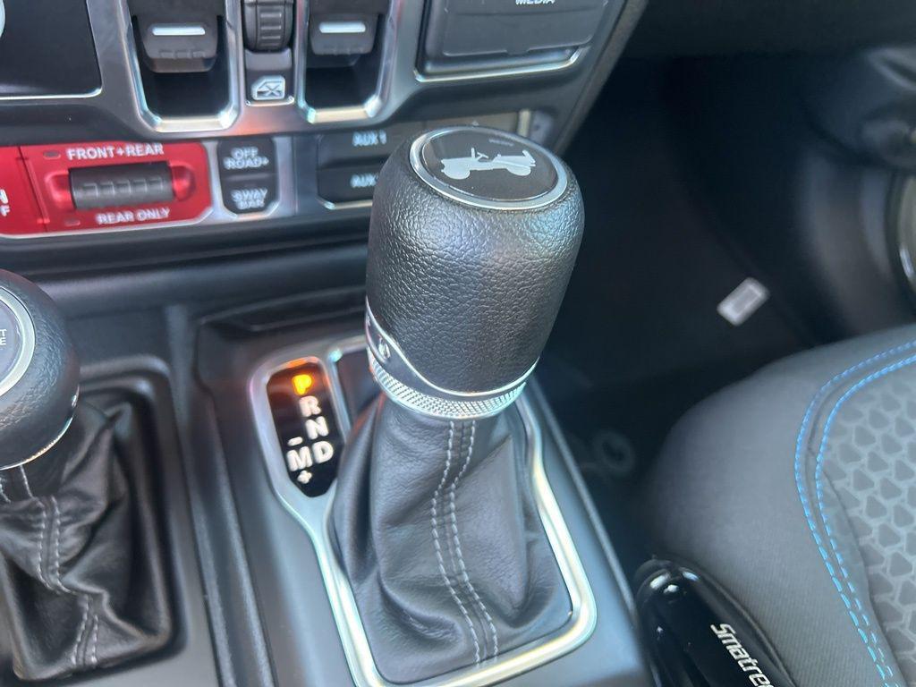 new 2025 Jeep Wrangler car, priced at $57,590