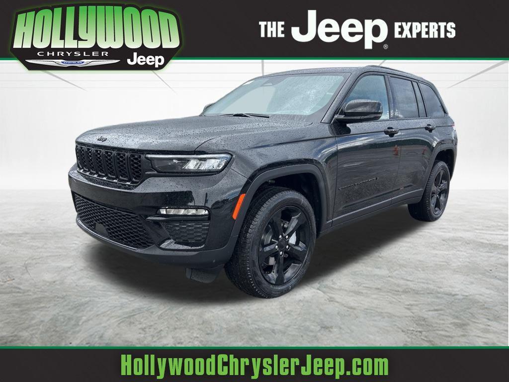 new 2025 Jeep Grand Cherokee car, priced at $39,700