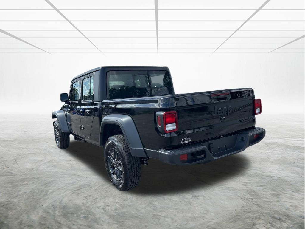 new 2026 Jeep Gladiator car, priced at $37,275