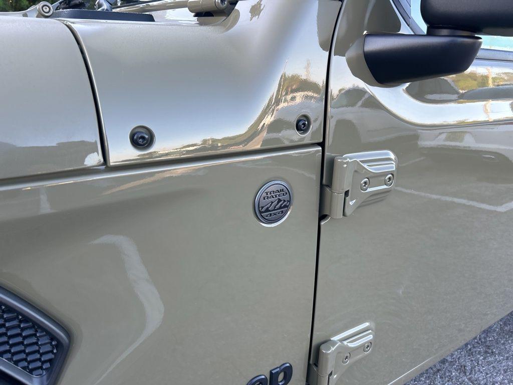 new 2026 Jeep Wrangler car, priced at $41,387