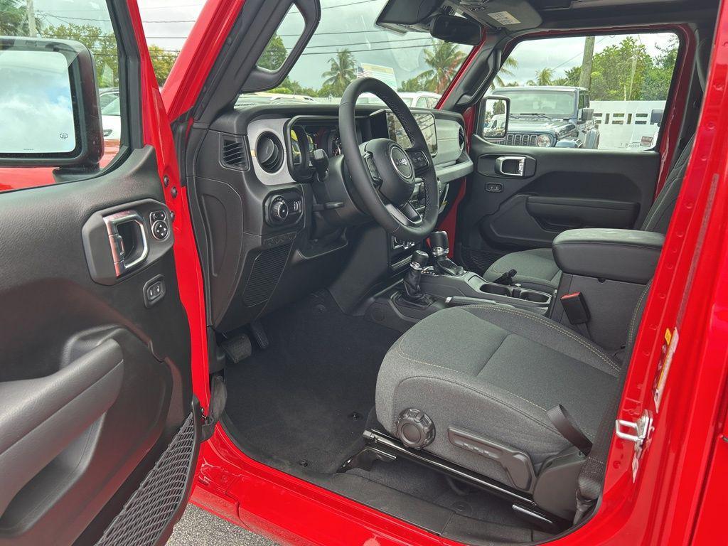 new 2025 Jeep Wrangler car, priced at $42,107