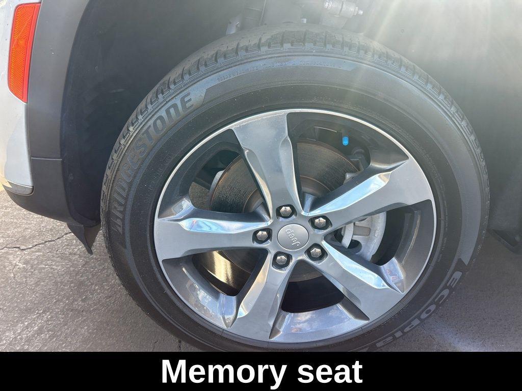 used 2022 Jeep Grand Cherokee L car, priced at $25,362