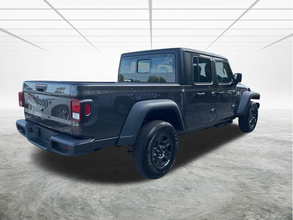 new 2026 Jeep Gladiator car, priced at $40,208