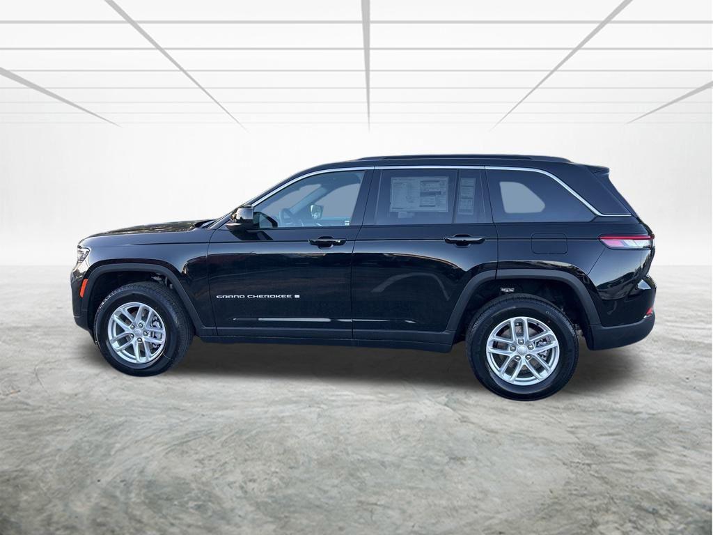new 2025 Jeep Grand Cherokee car, priced at $31,377