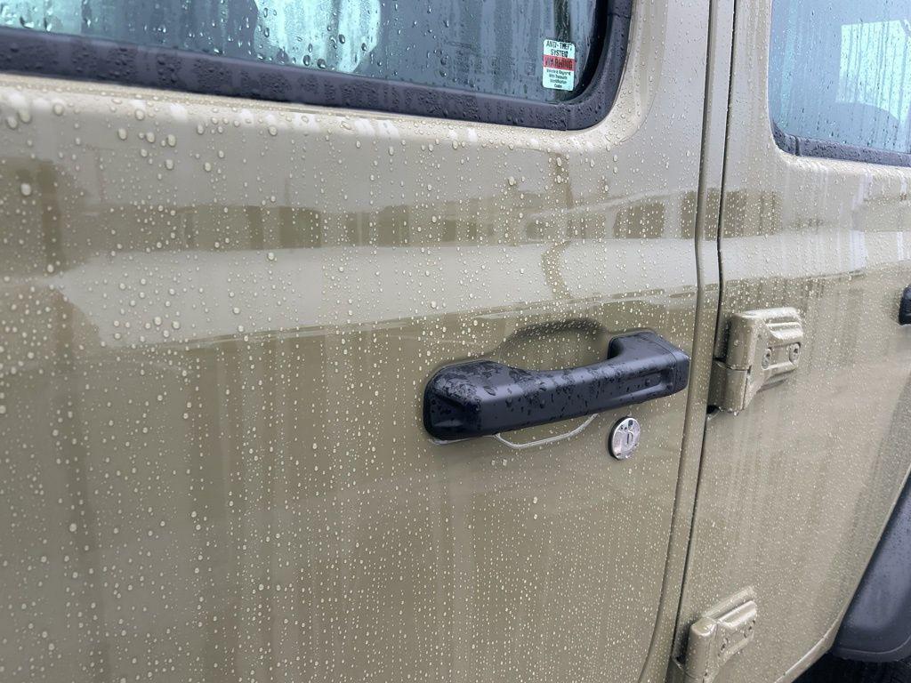 new 2026 Jeep Wrangler car, priced at $41,387