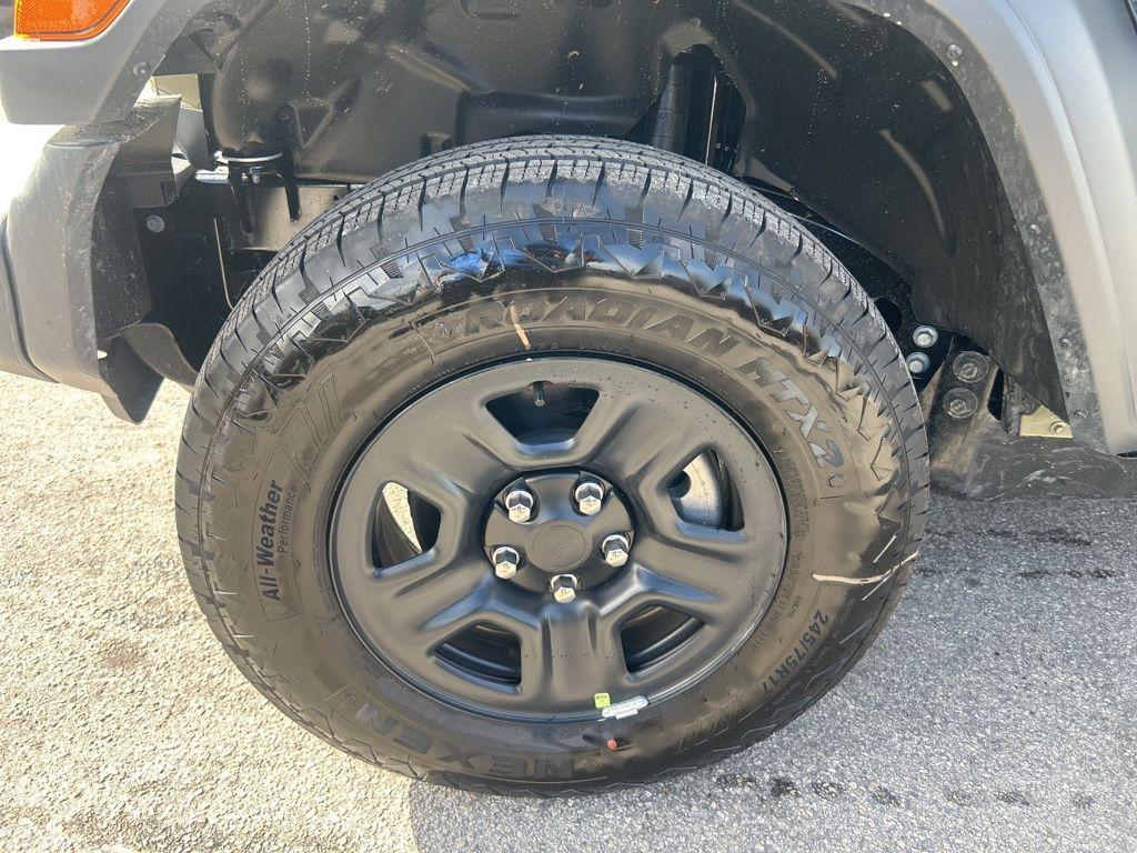 new 2026 Jeep Wrangler car, priced at $39,113