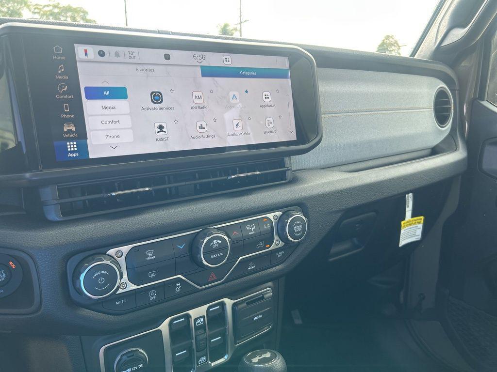 new 2026 Jeep Wrangler car, priced at $39,113