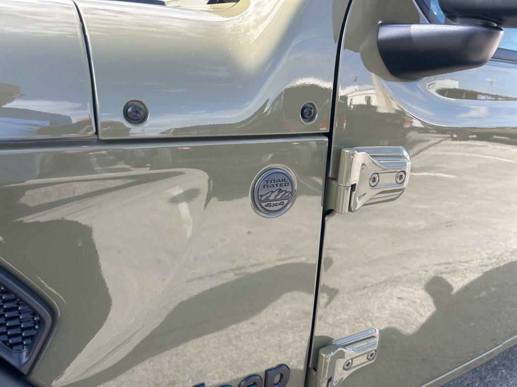 new 2026 Jeep Wrangler car, priced at $39,113