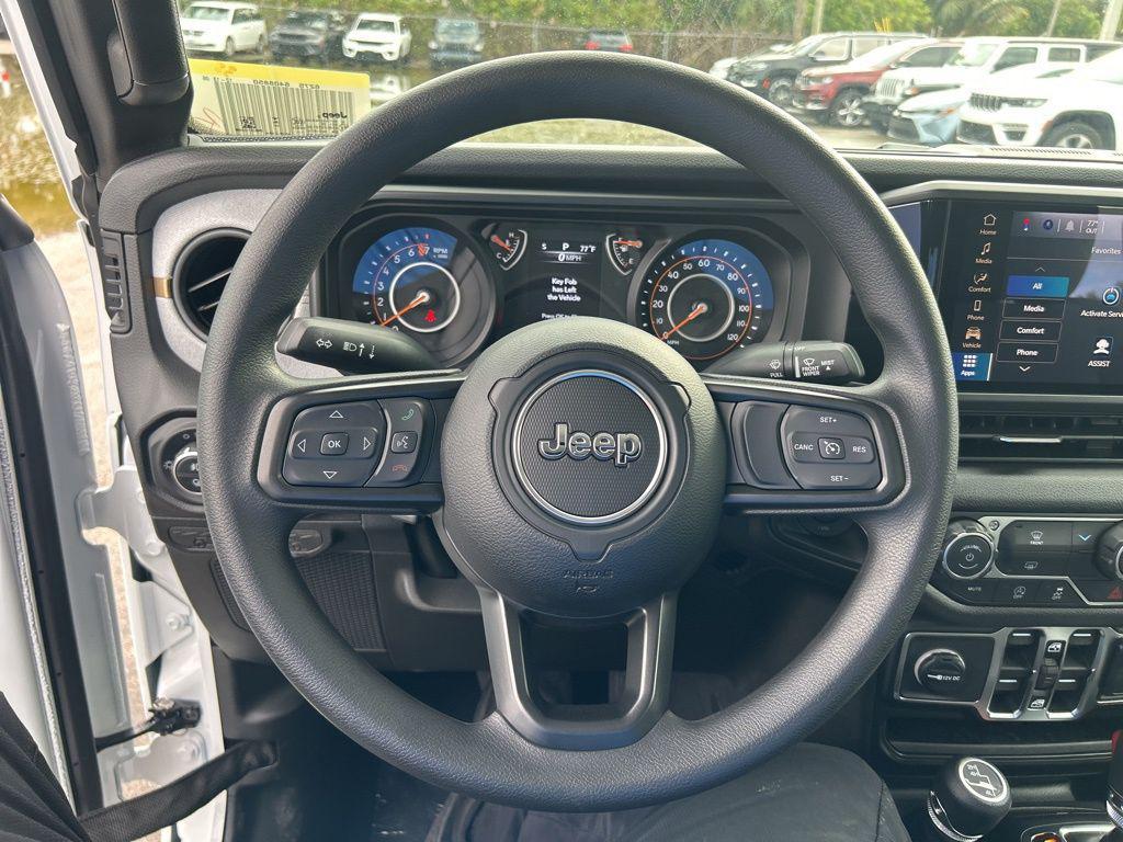 new 2026 Jeep Gladiator car, priced at $36,217