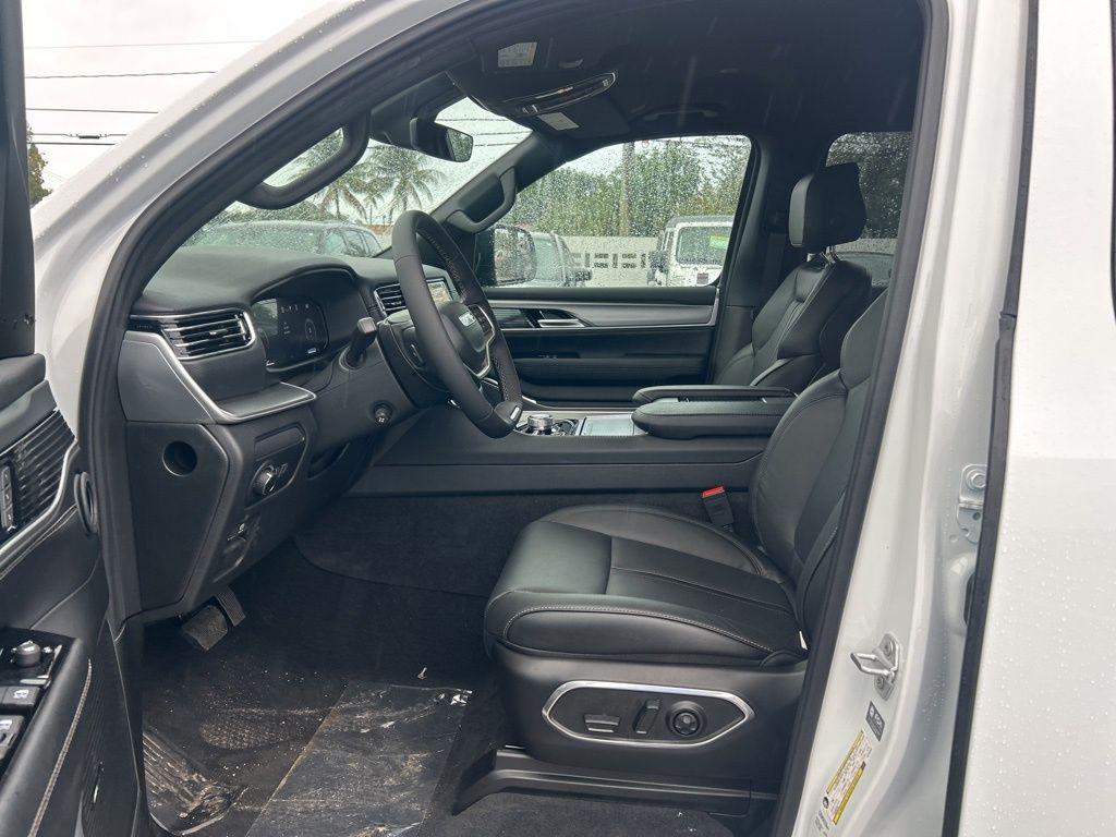 new 2026 Jeep Grand Wagoneer car, priced at $61,463