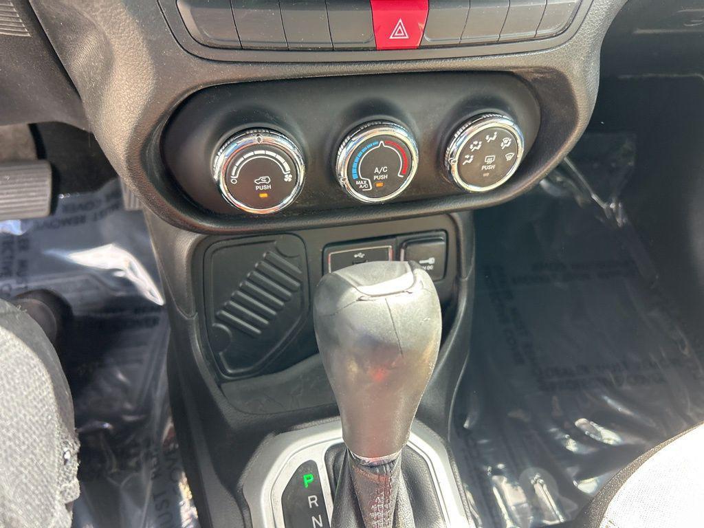 used 2015 Jeep Renegade car